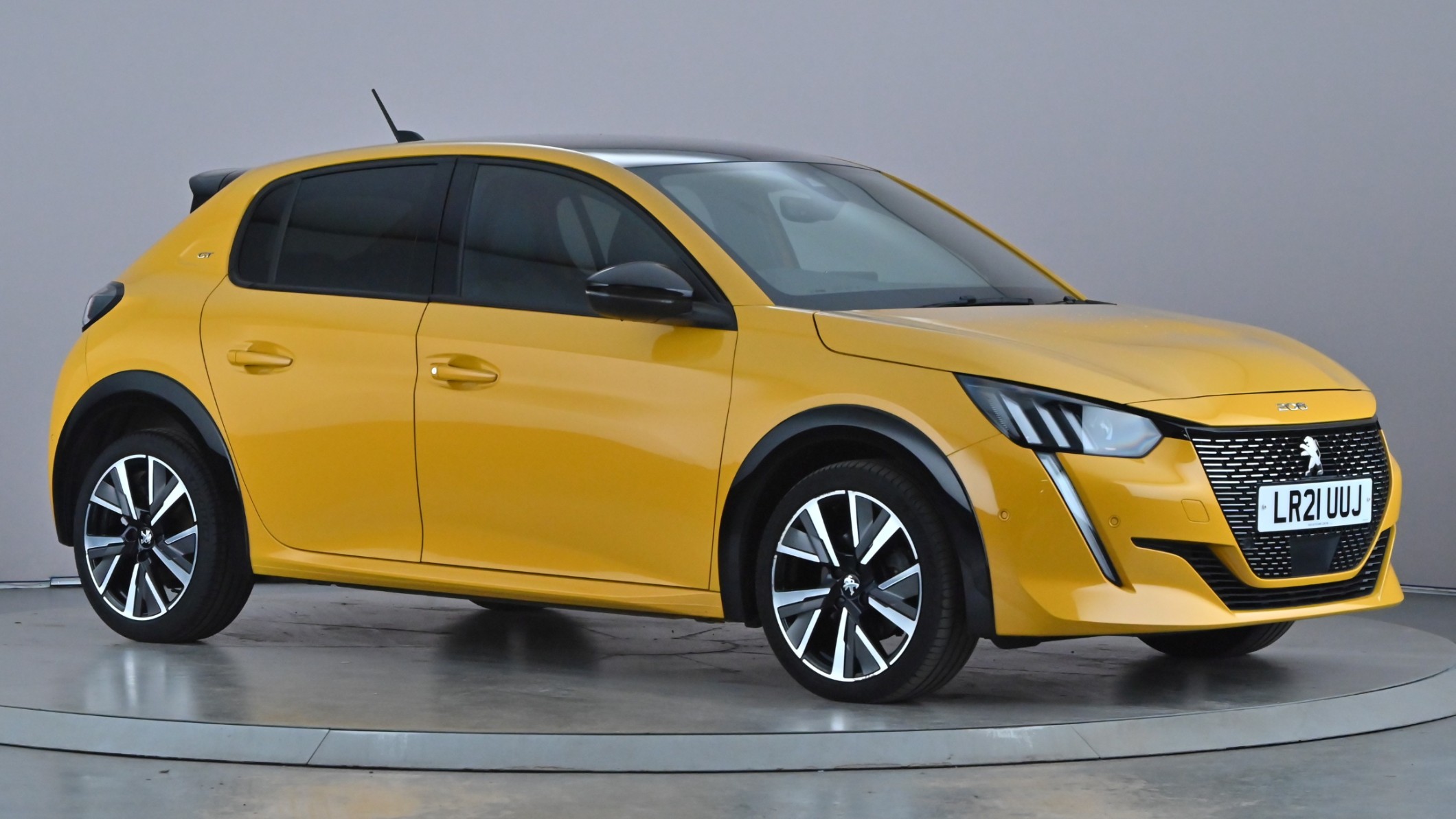 Main listing image - Peugeot 208