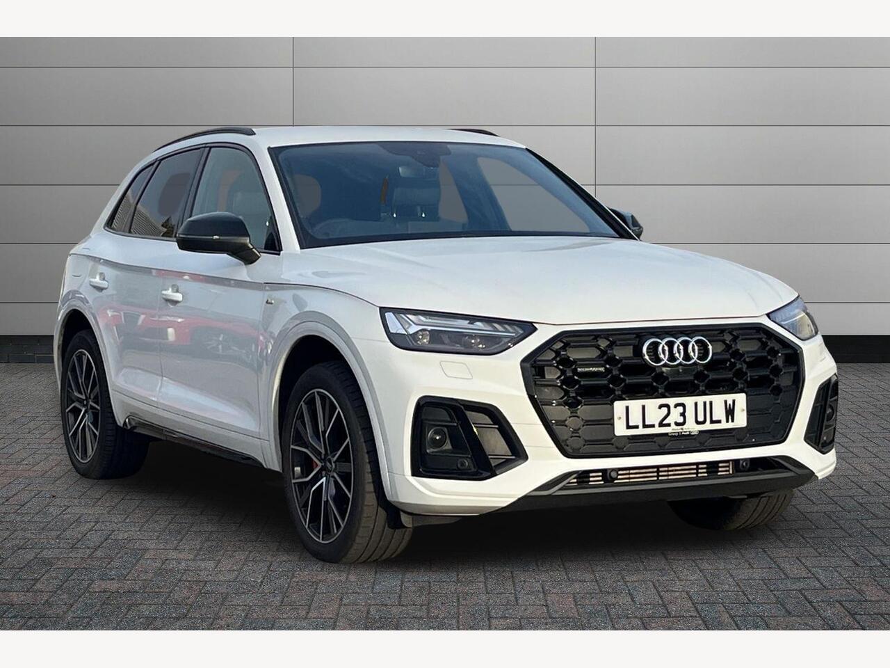 Main listing image - Audi Q5