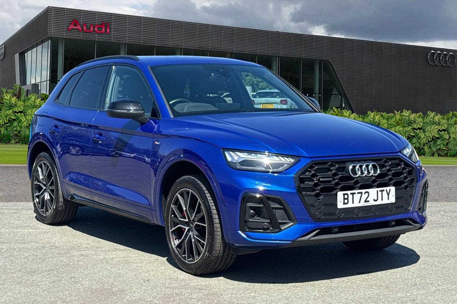 Main listing image - Audi Q5