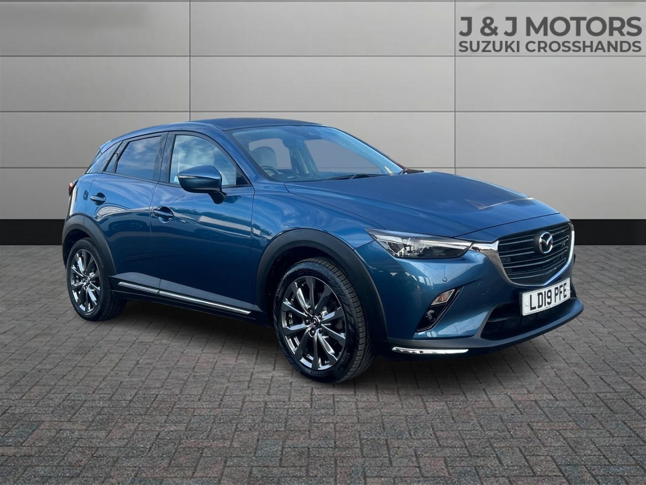 Main listing image - Mazda CX-3