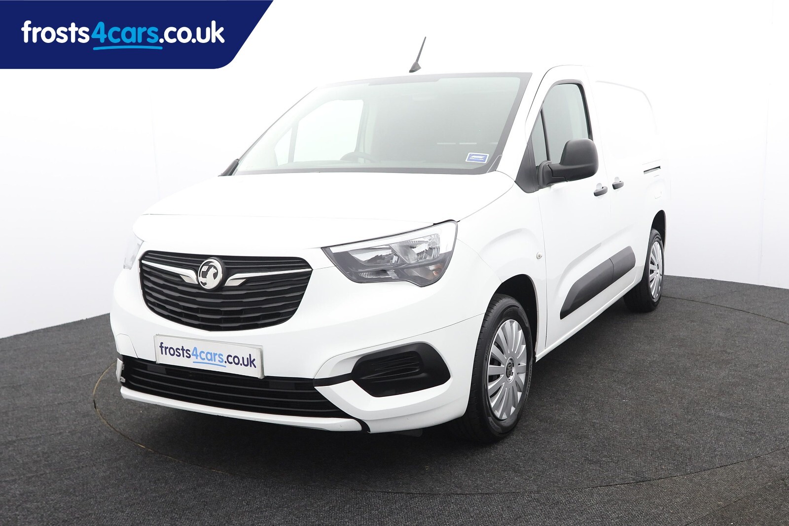 Main listing image - Vauxhall Combo Cargo