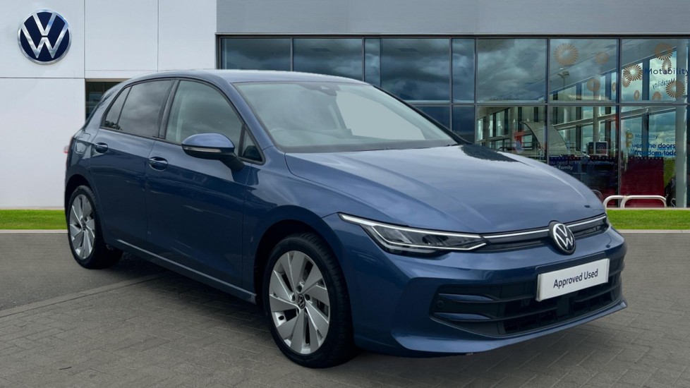 Main listing image - Volkswagen Golf