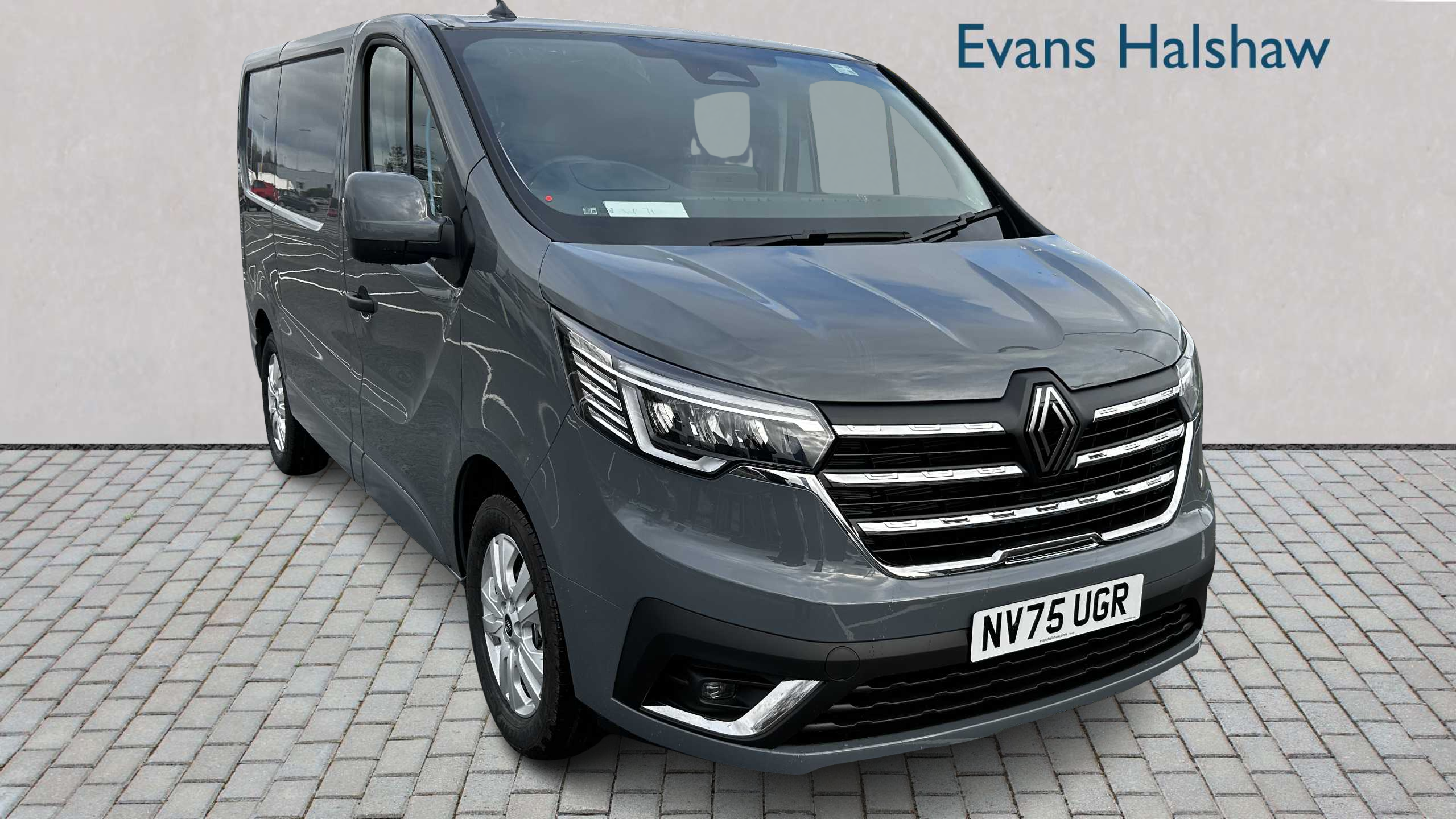 Main listing image - Renault Trafic