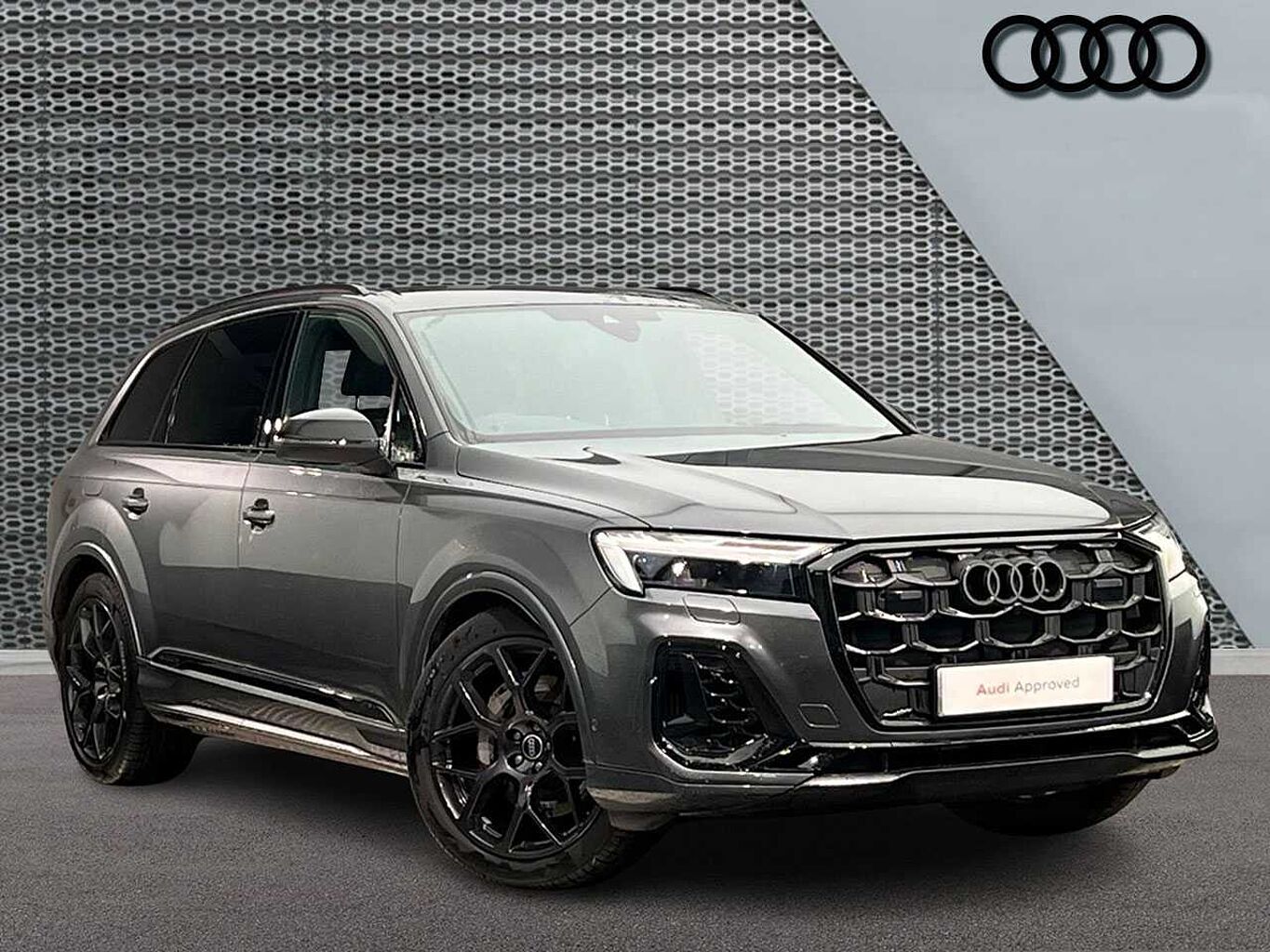 Main listing image - Audi Q7