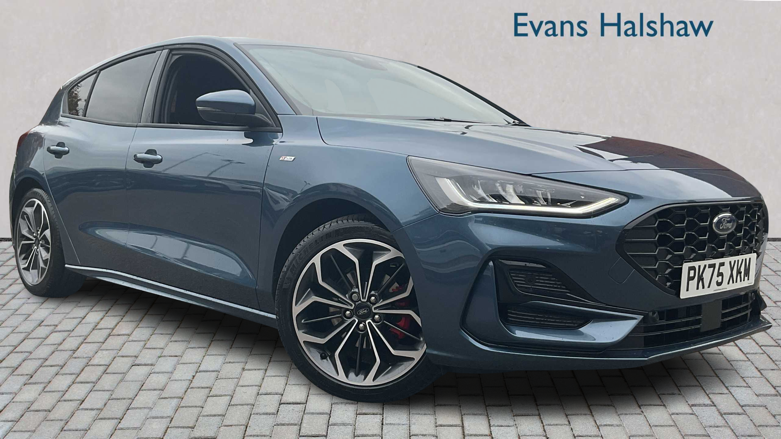 Main listing image - Ford Focus