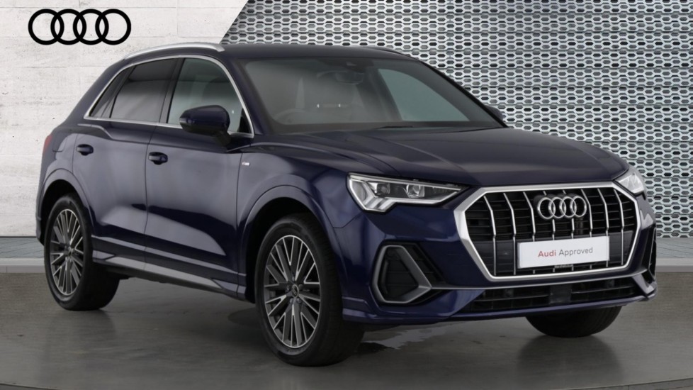 Main listing image - Audi Q3