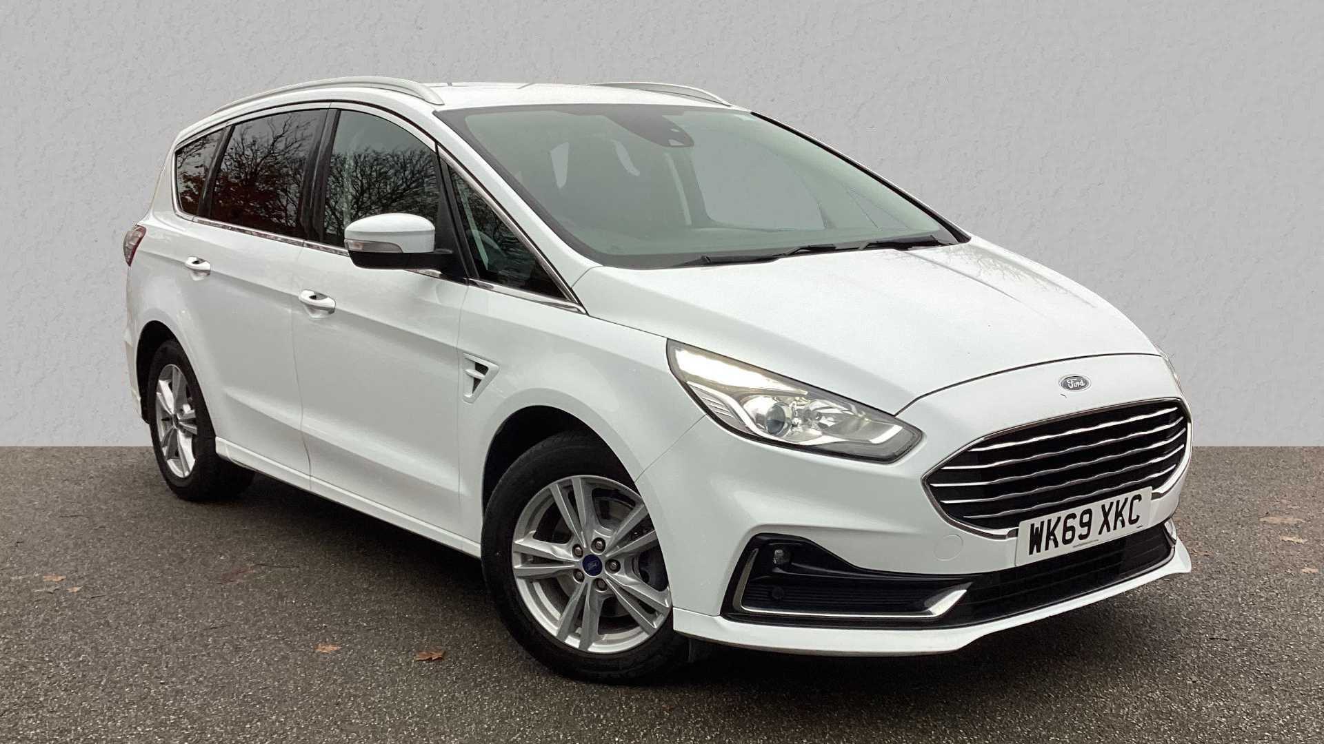 Main listing image - Ford S-MAX