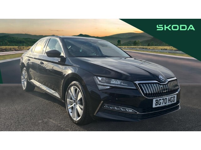 Main listing image - Skoda Superb