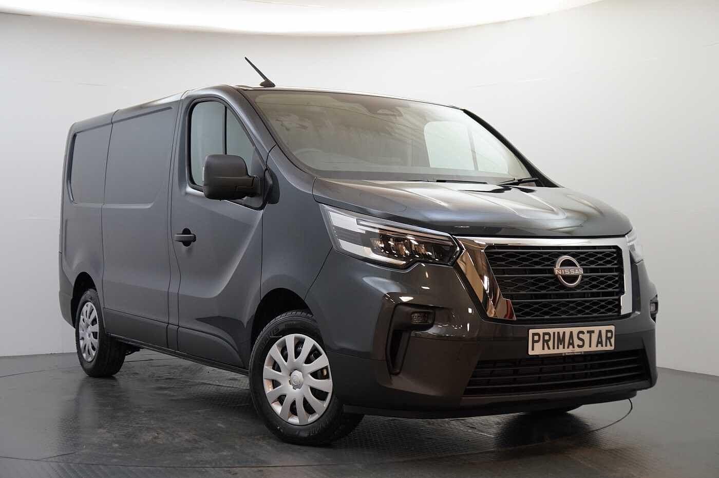 Main listing image - Nissan Primastar