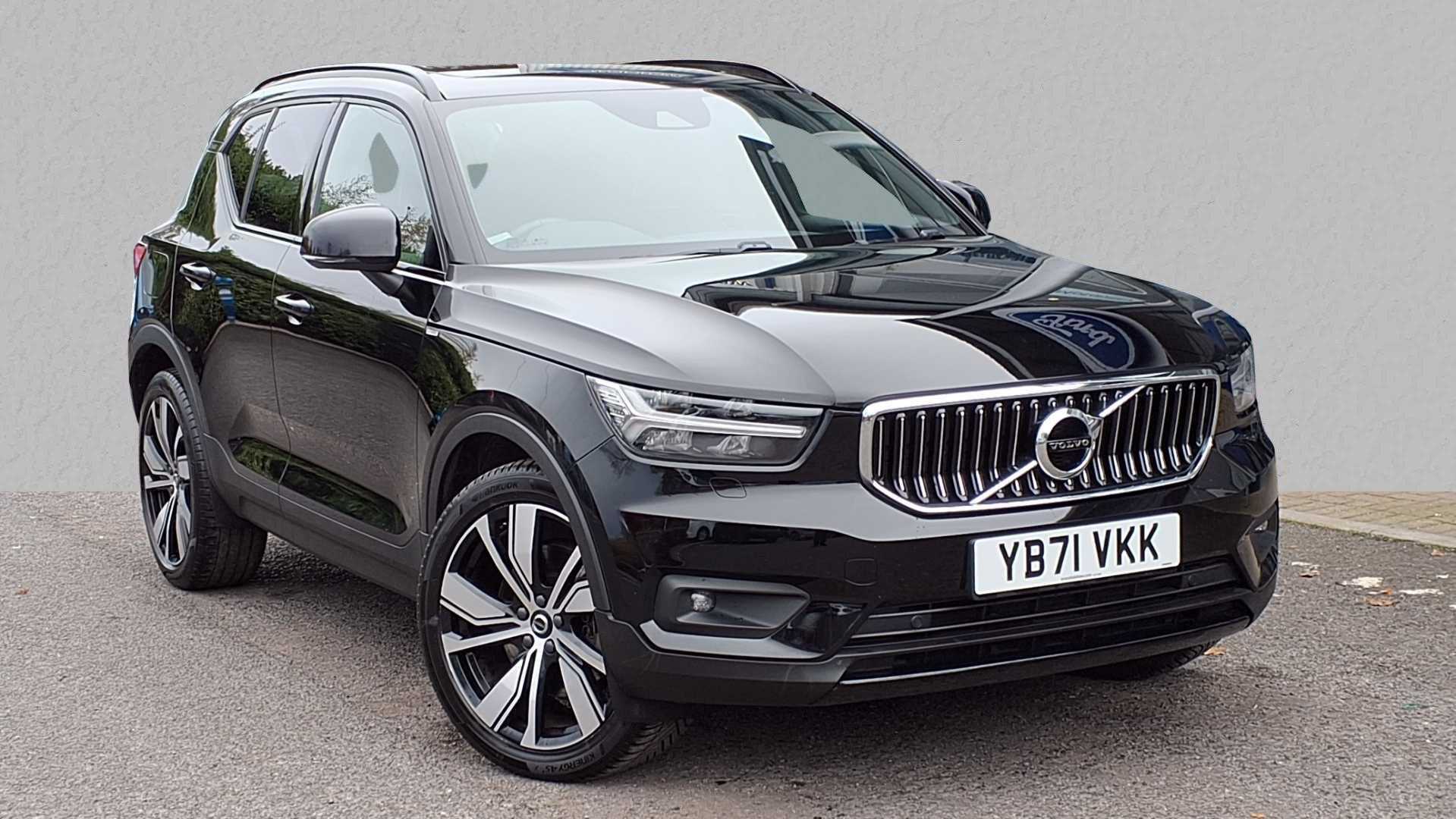 Main listing image - Volvo XC40 Recharge