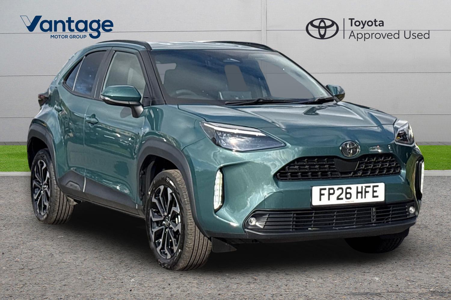 Main listing image - Toyota Yaris Cross