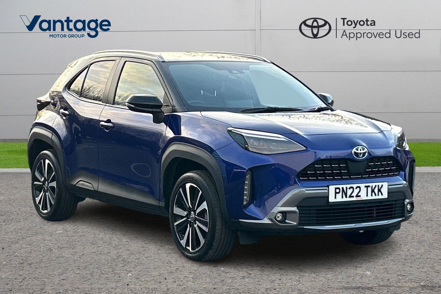 Main listing image - Toyota Yaris Cross