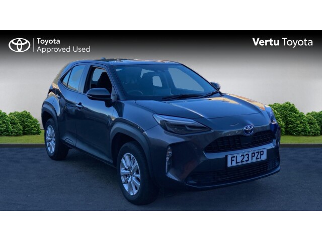 Main listing image - Toyota Yaris Cross