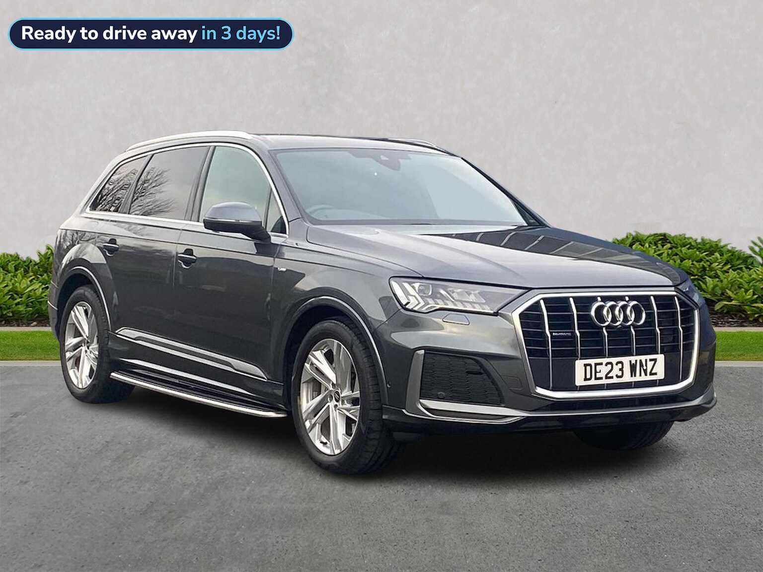 Main listing image - Audi Q7