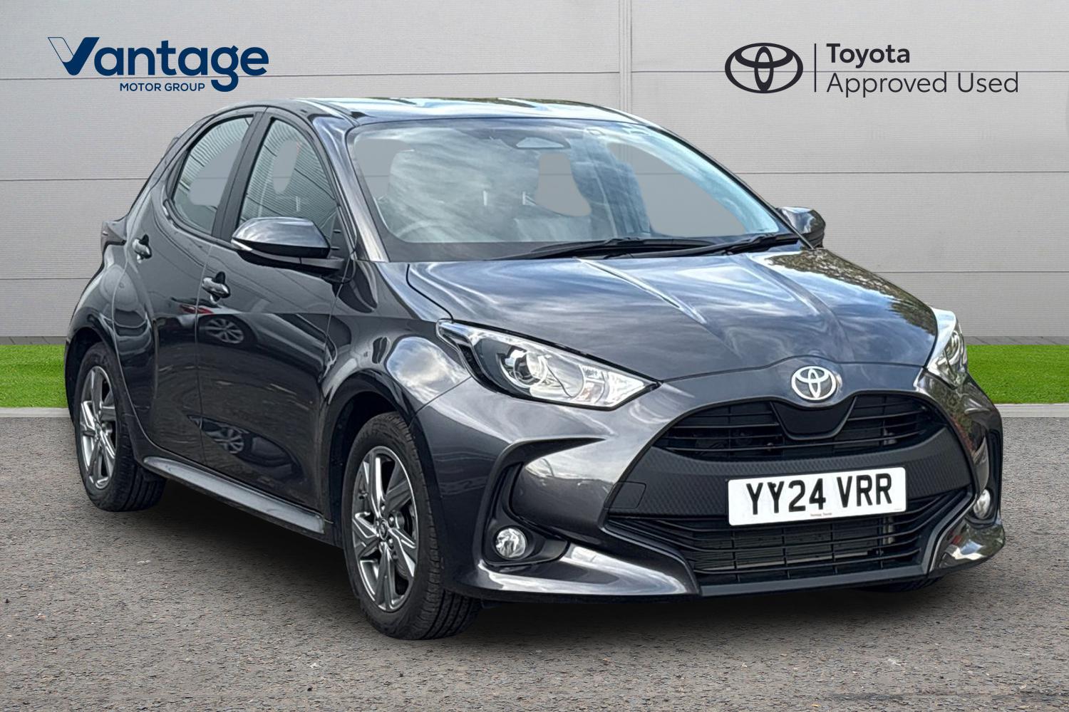 Main listing image - Toyota Yaris