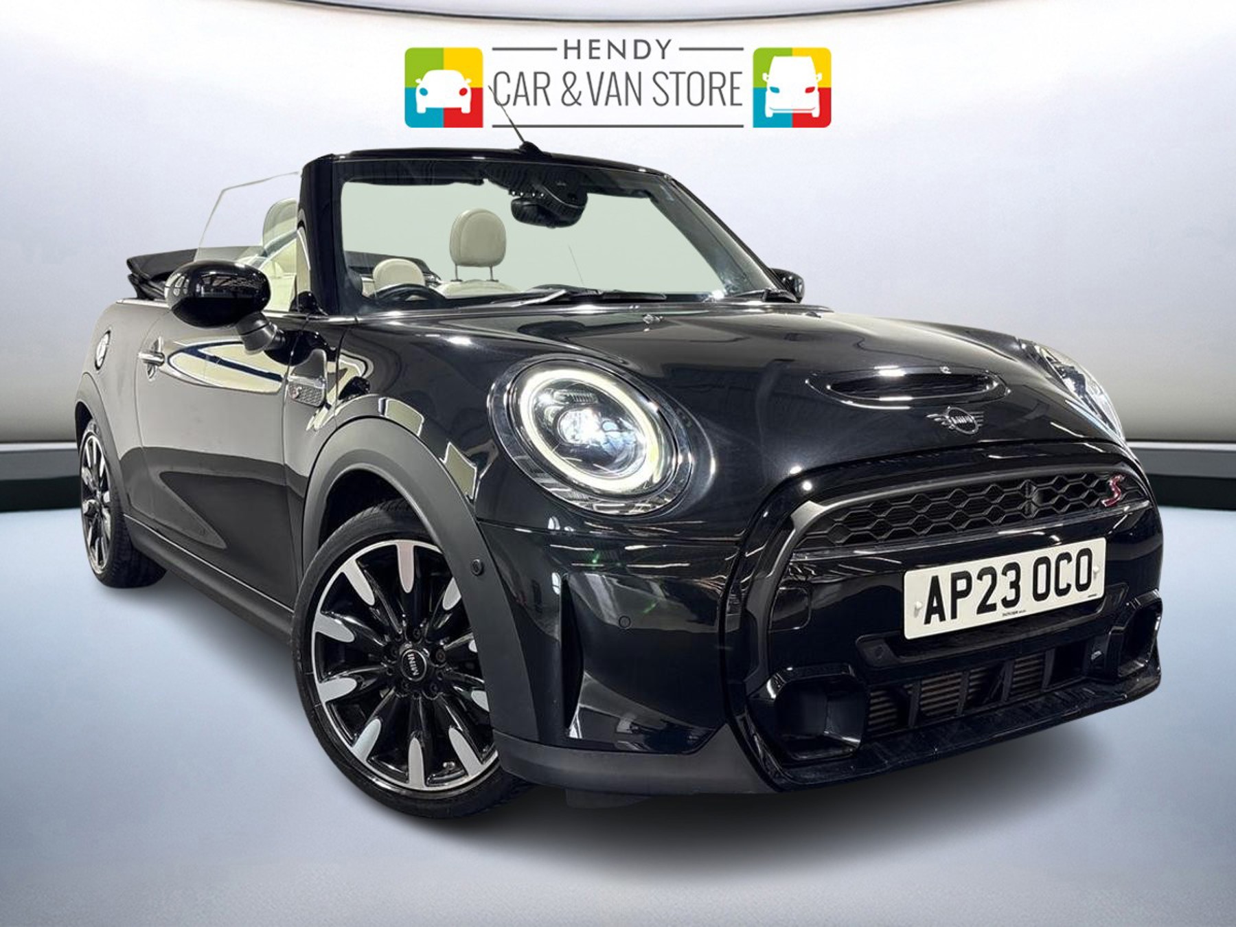 Main listing image - MINI Convertible