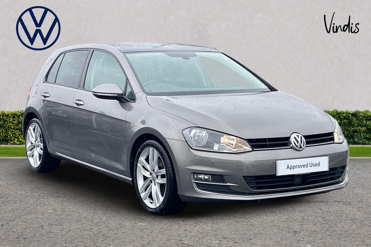 Main listing image - Volkswagen Golf
