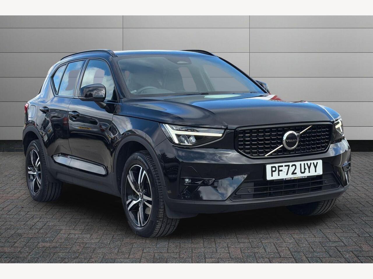 Main listing image - Volvo XC40
