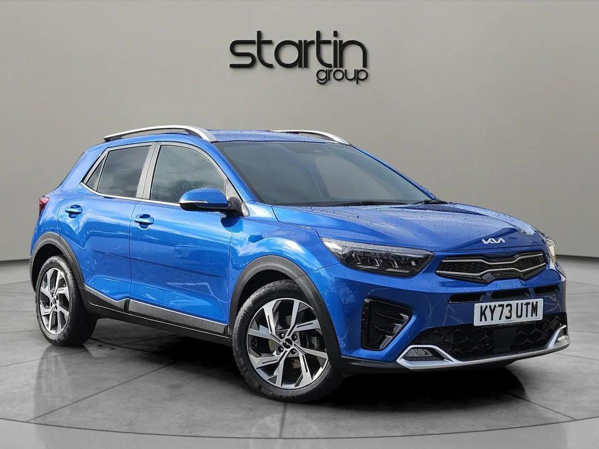 Main listing image - Kia Stonic