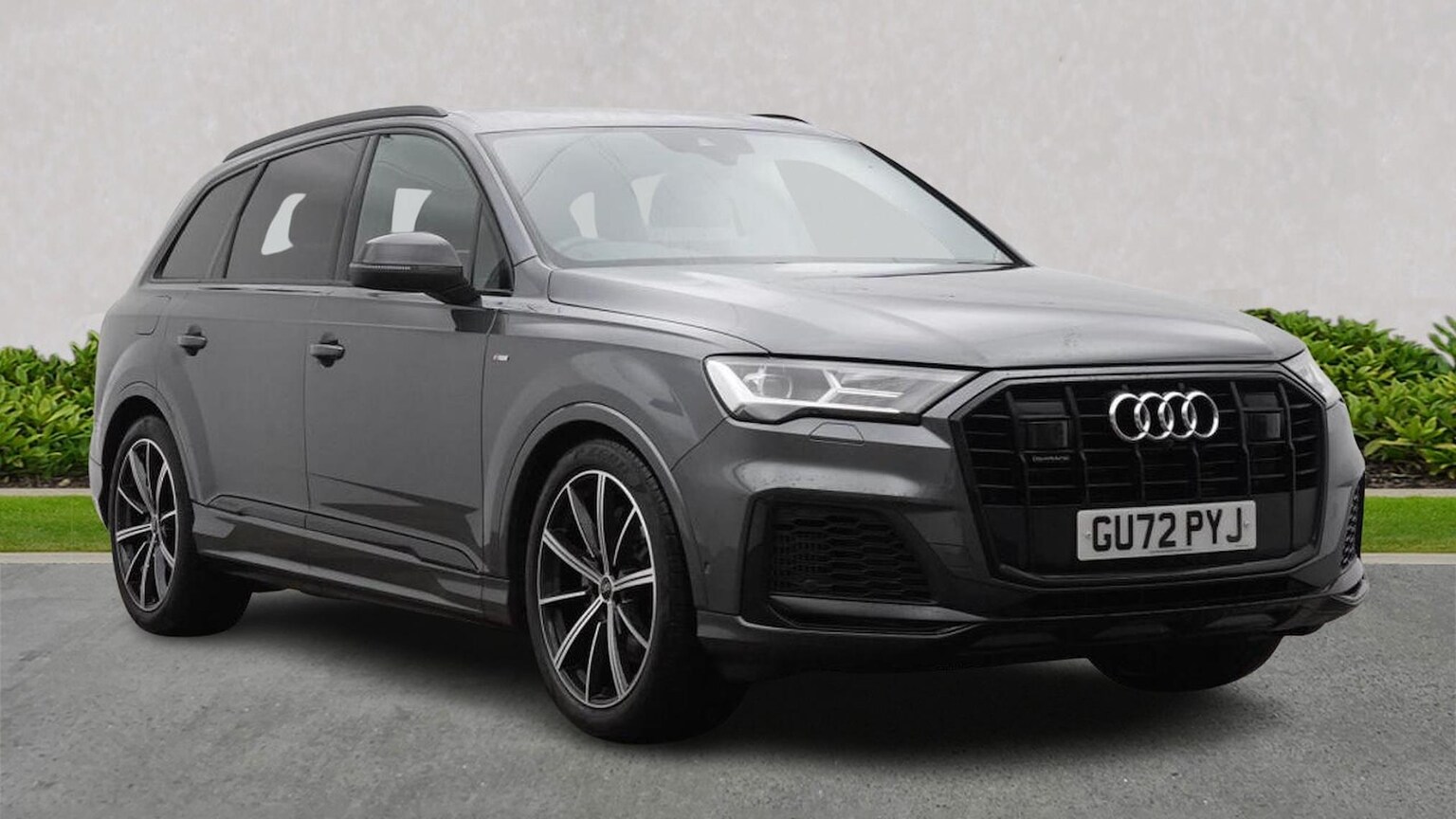 Main listing image - Audi Q7