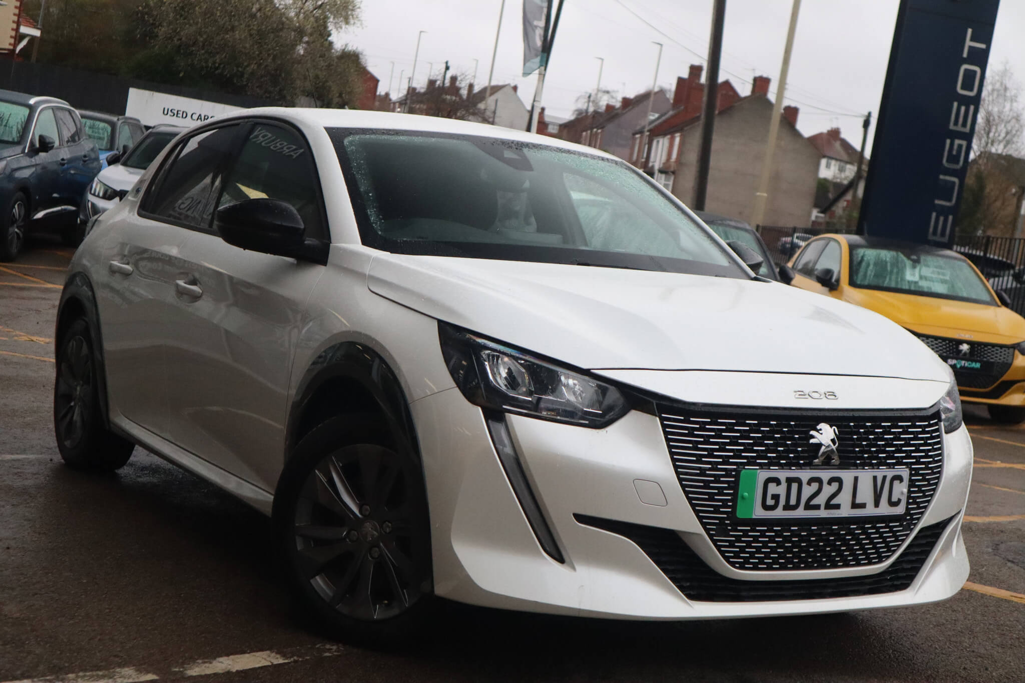 Main listing image - Peugeot e-208