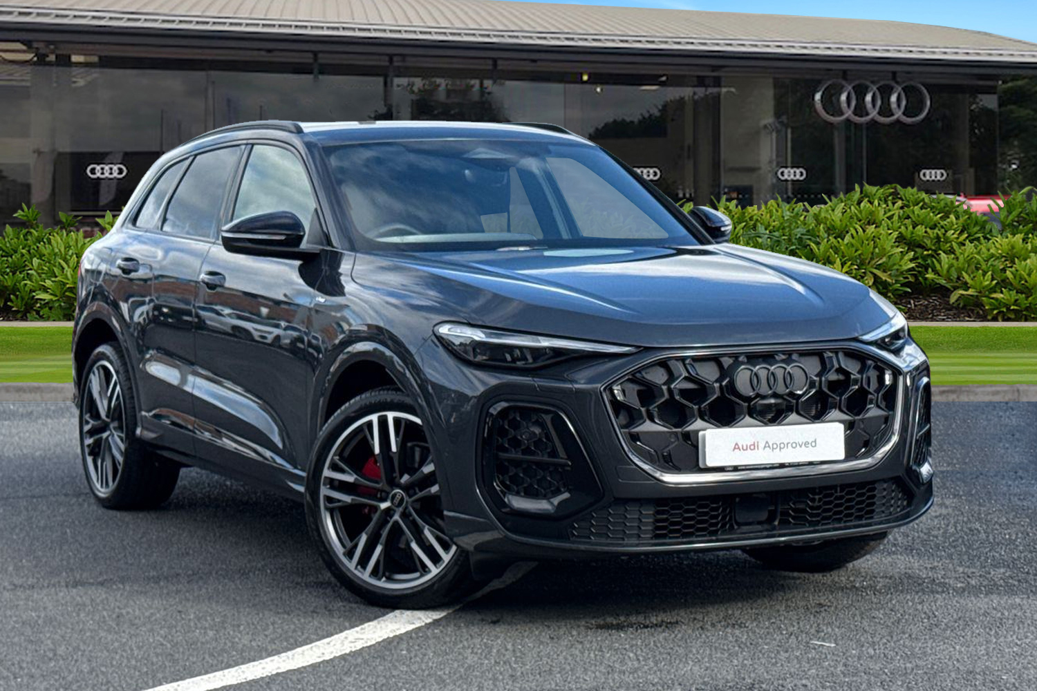 Main listing image - Audi Q5