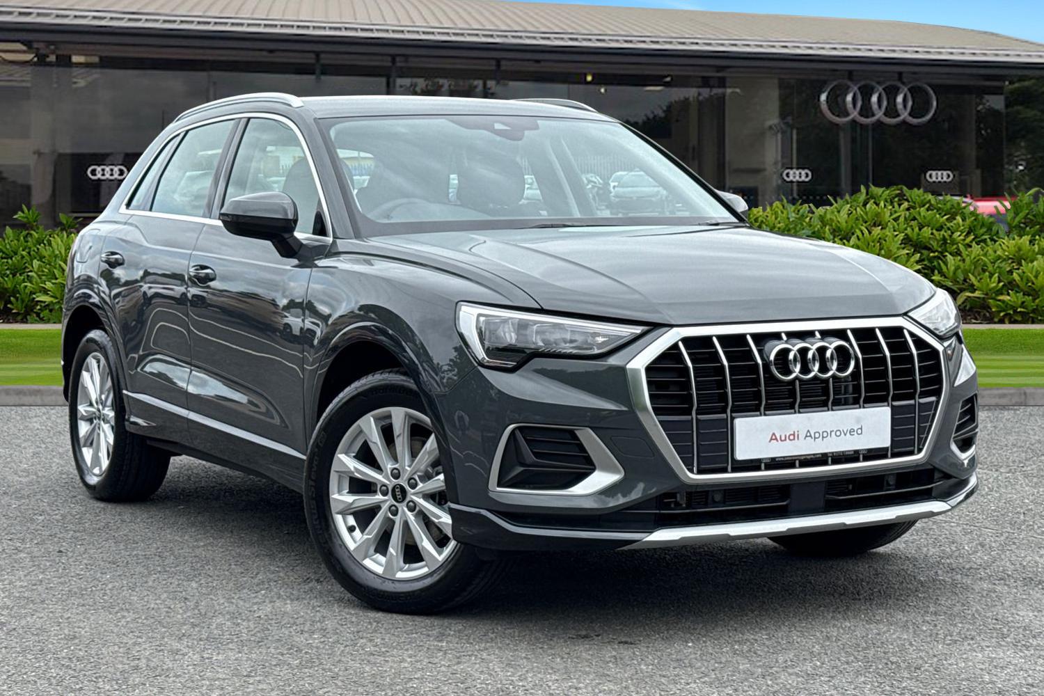 Main listing image - Audi Q3