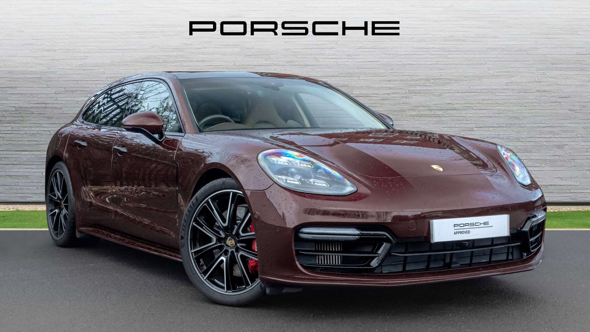 Main listing image - Porsche Panamera Sport Turismo