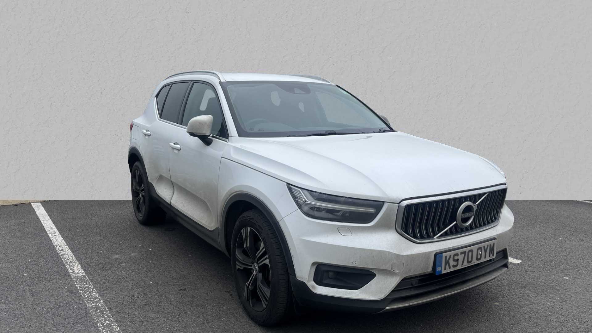 Main listing image - Volvo XC40