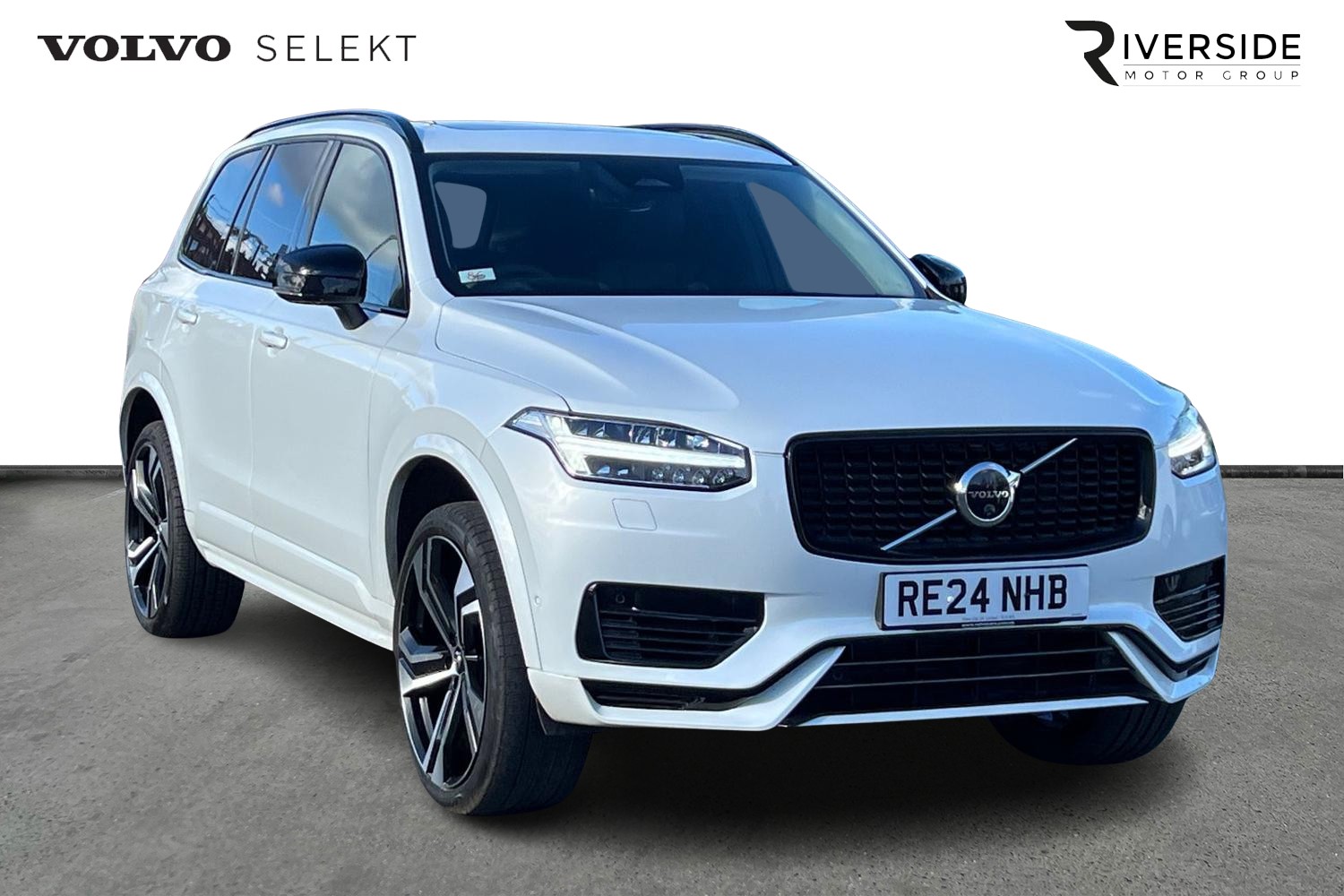 Main listing image - Volvo XC90