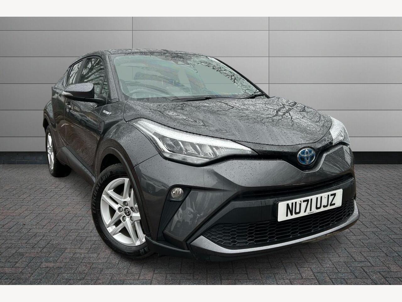 Main listing image - Toyota C-HR