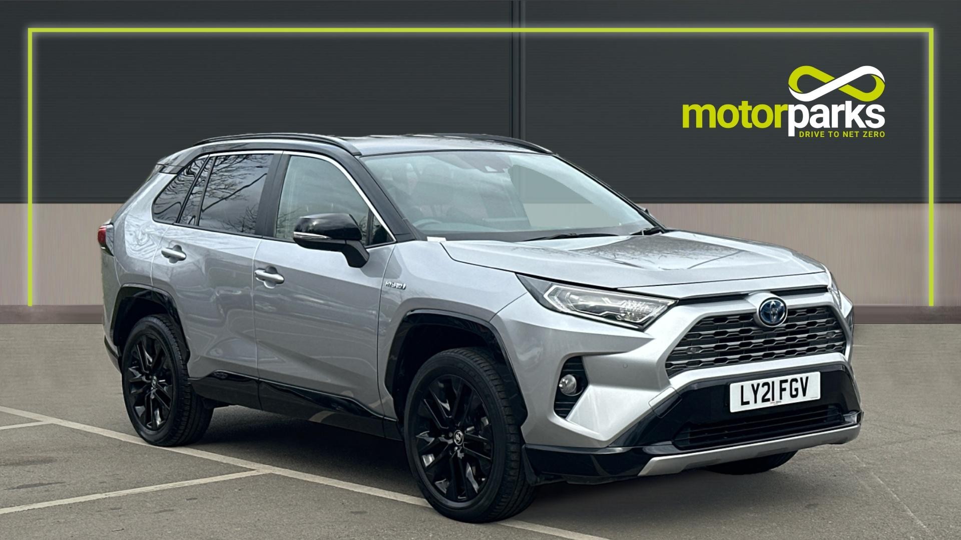 Main listing image - Toyota RAV4