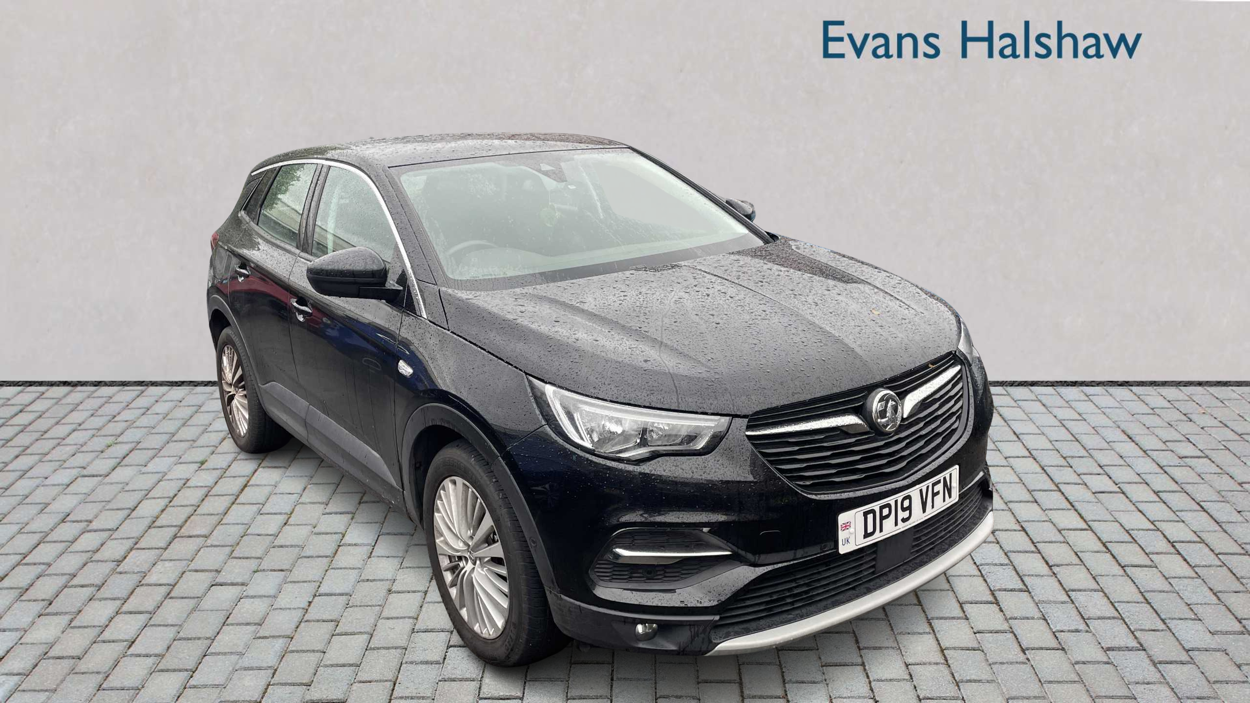 Main listing image - Vauxhall Grandland X