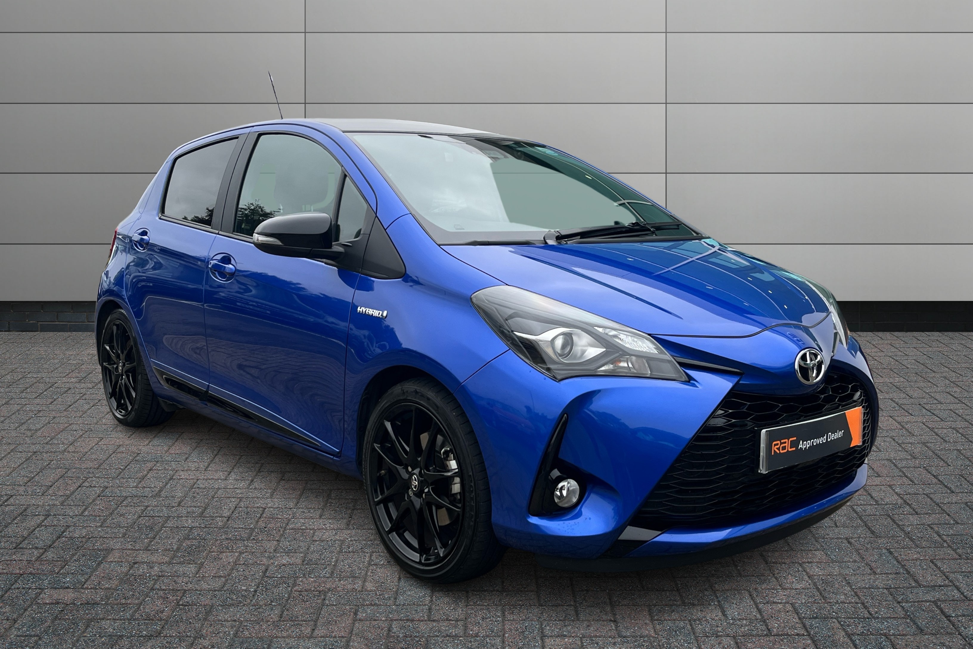 Main listing image - Toyota Yaris