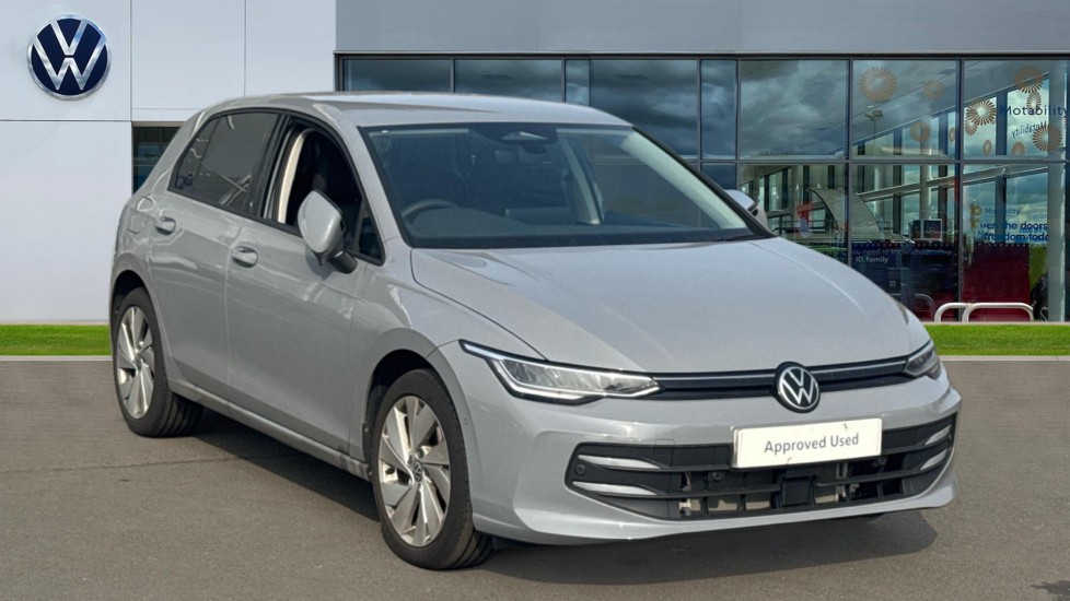 Main listing image - Volkswagen Golf