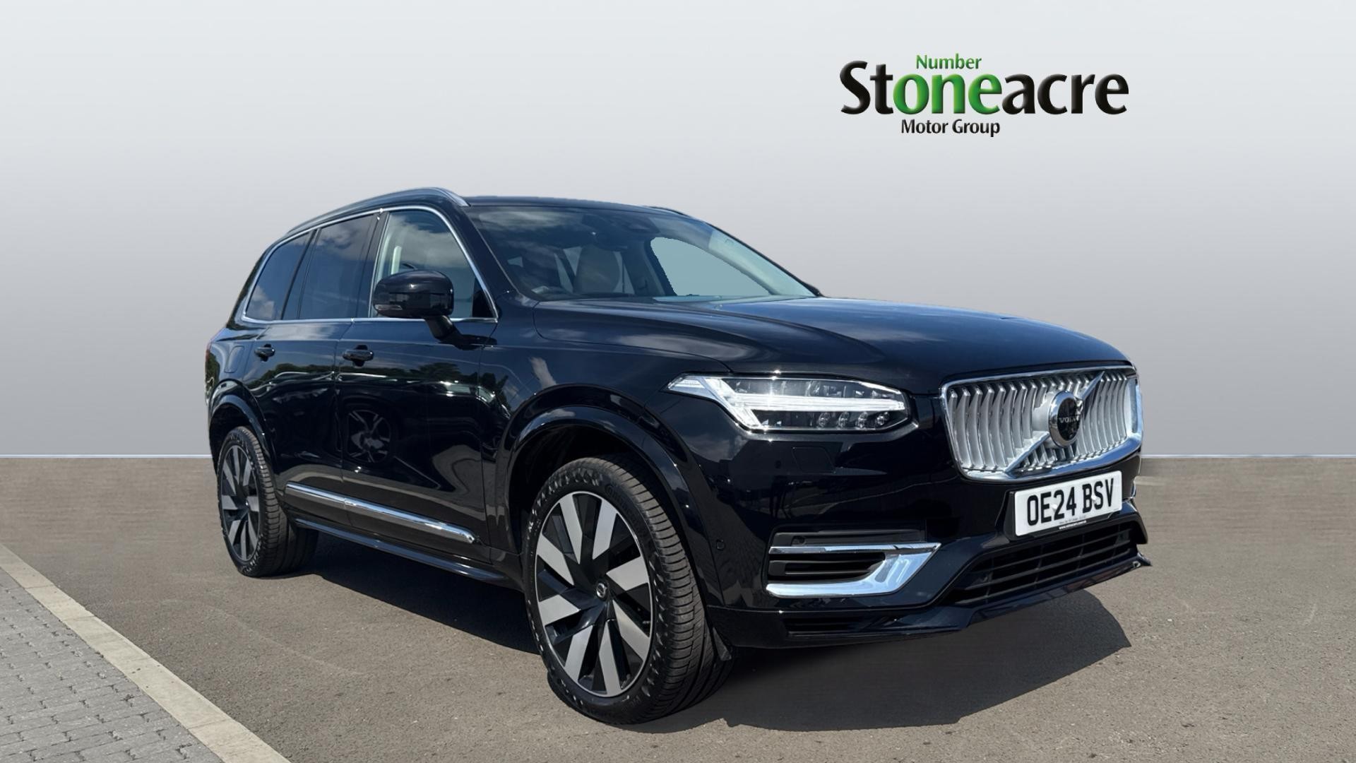 Main listing image - Volvo XC90