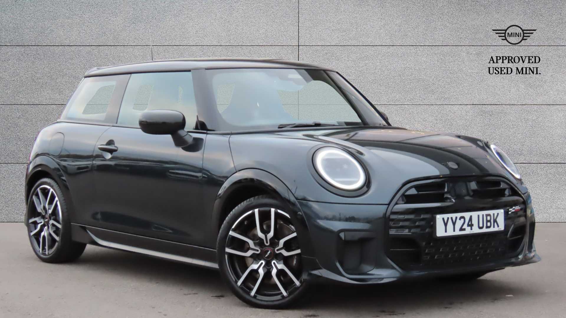 Main listing image - MINI Hatchback