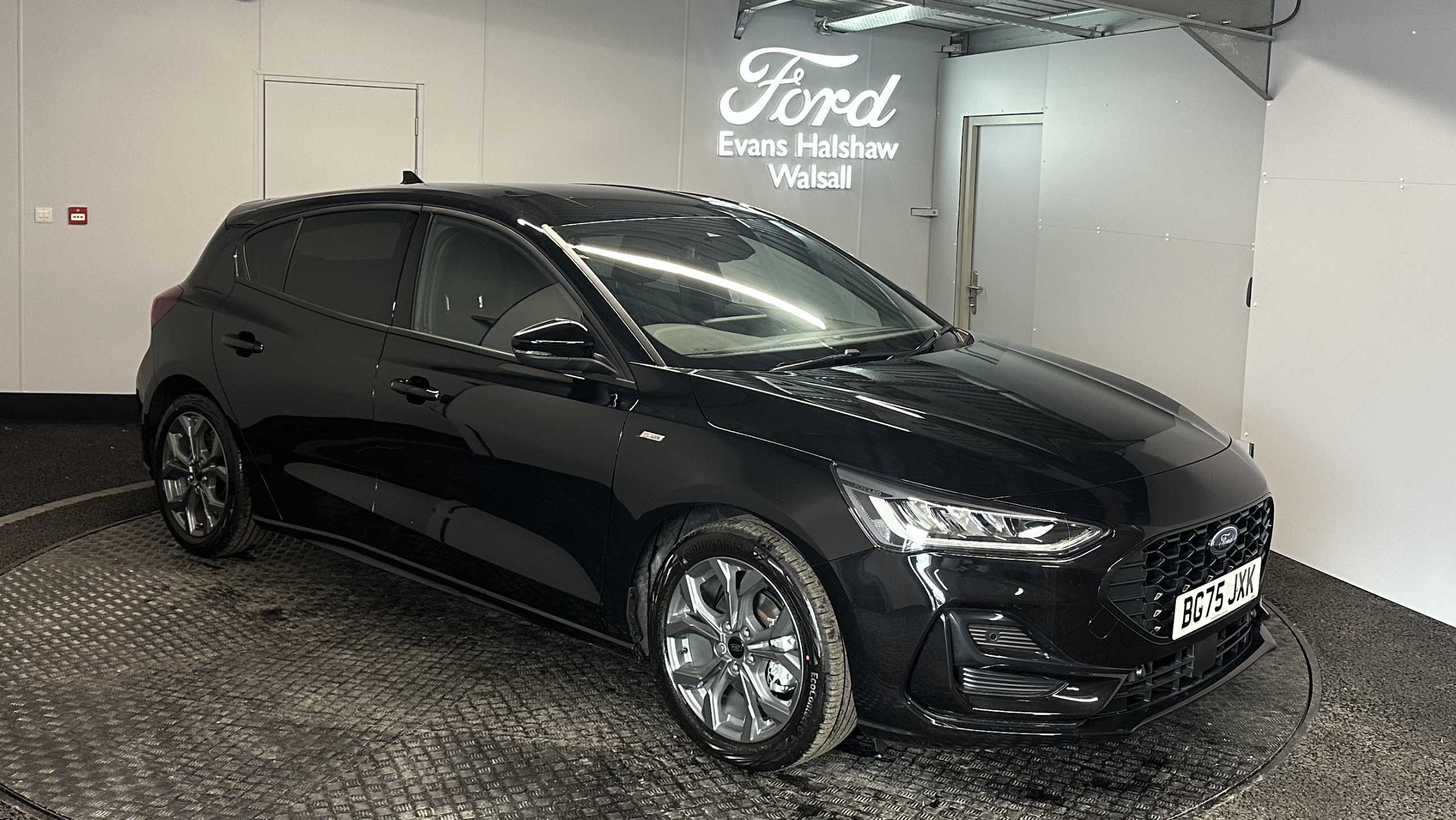 Main listing image - Ford Focus