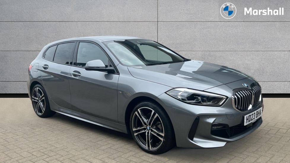 BMW 1 SERIES