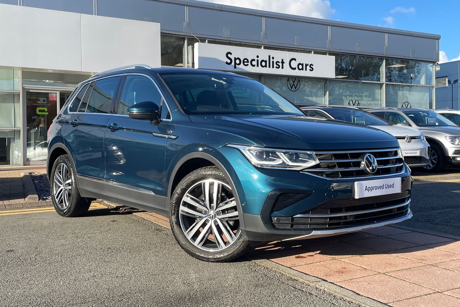 Main listing image - Volkswagen Tiguan