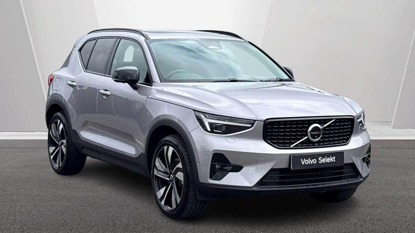 Main listing image - Volvo XC40