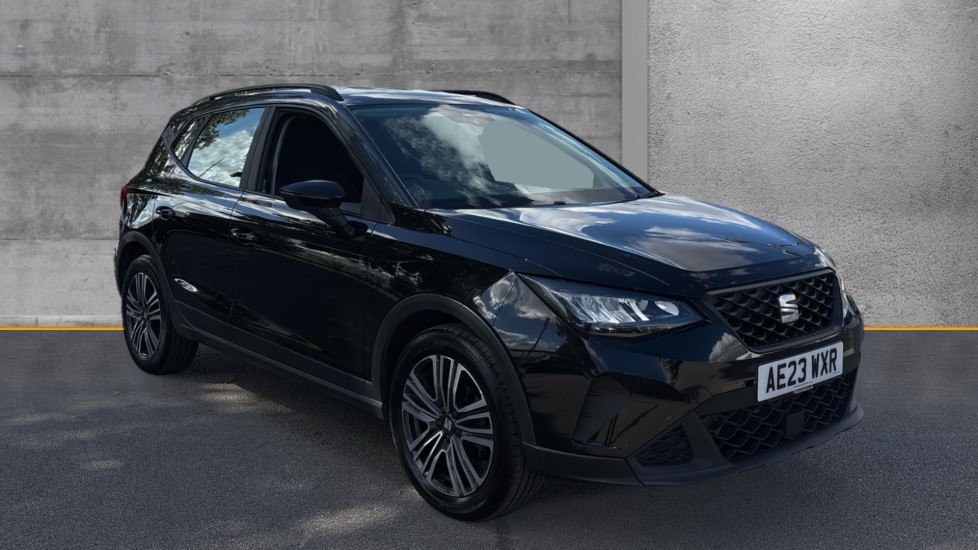 Main listing image - SEAT Arona
