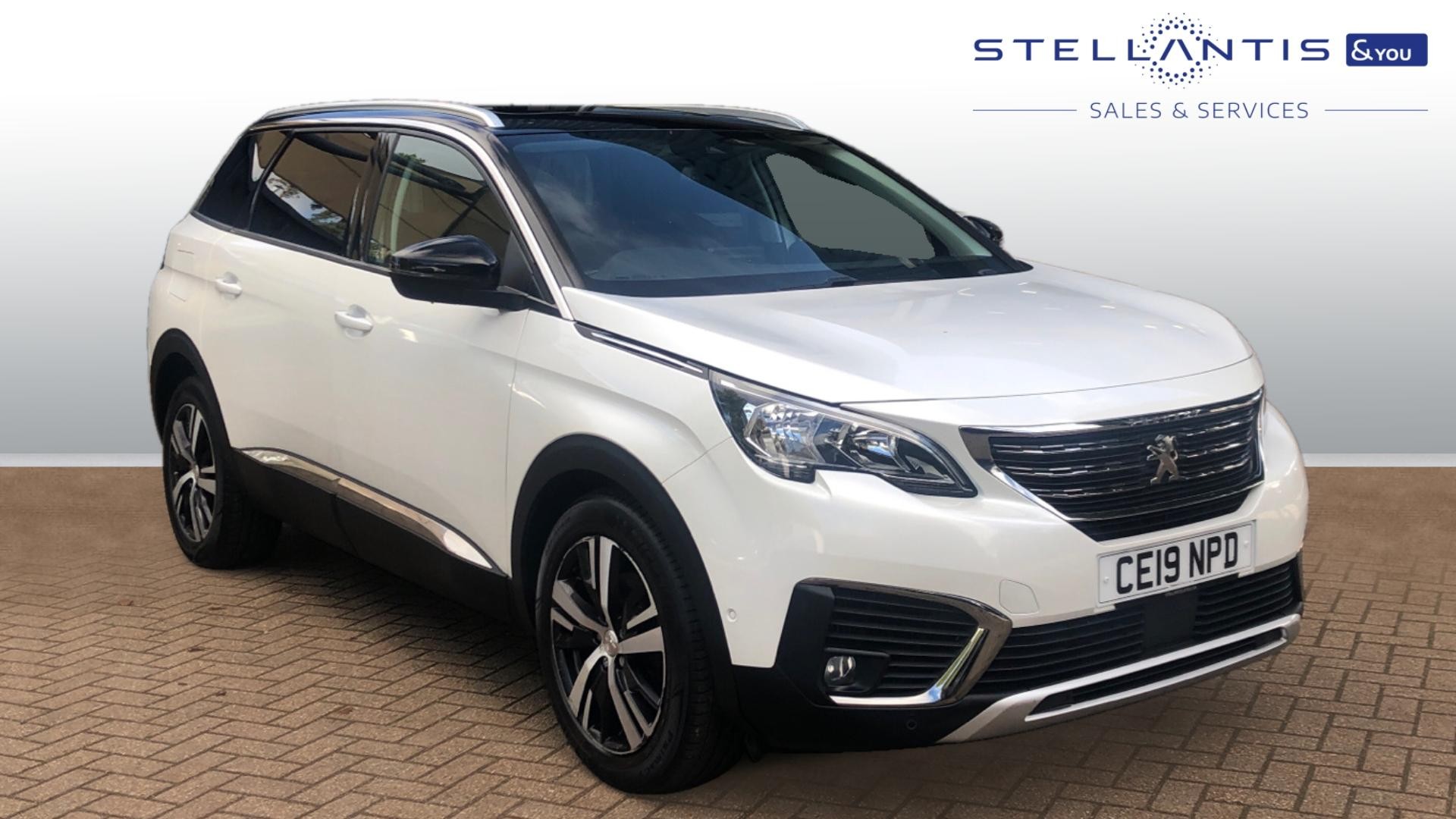 Main listing image - Peugeot 5008