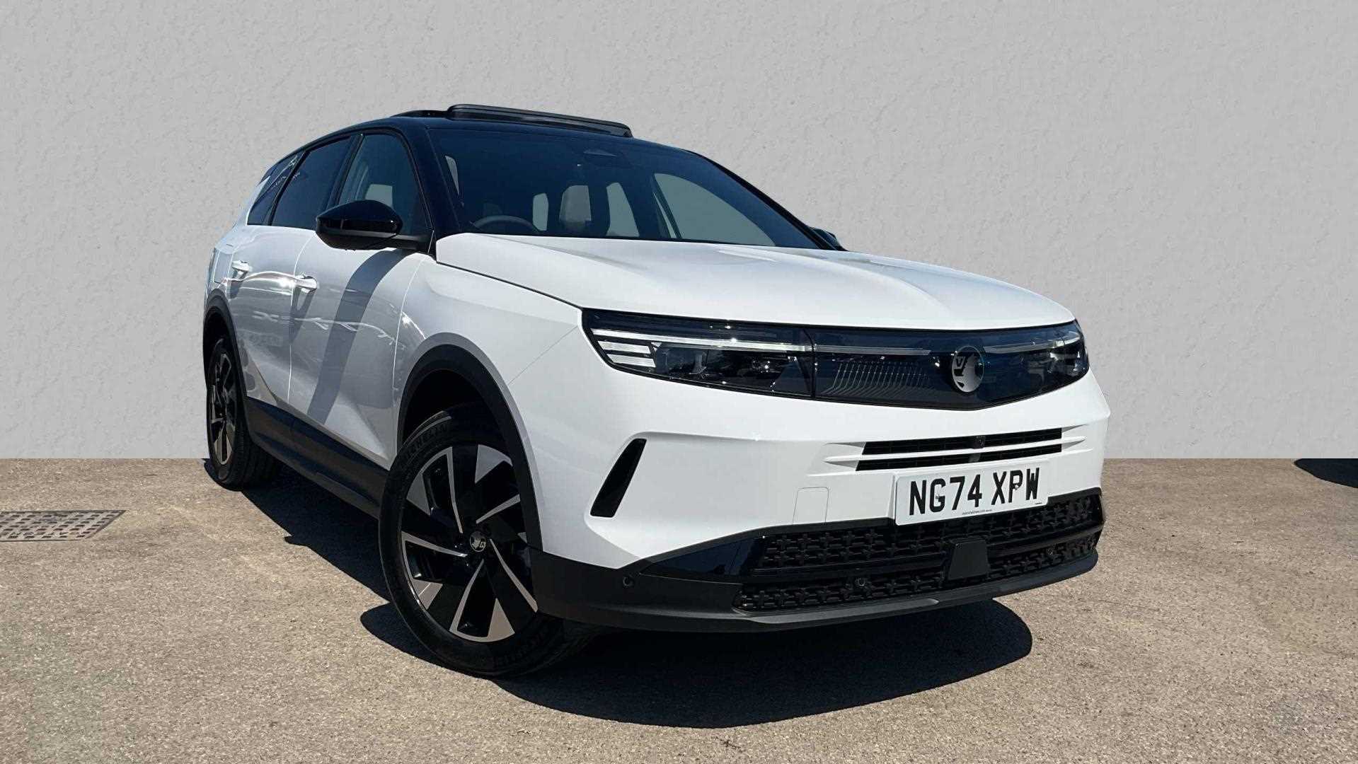 Main listing image - Vauxhall Grandland