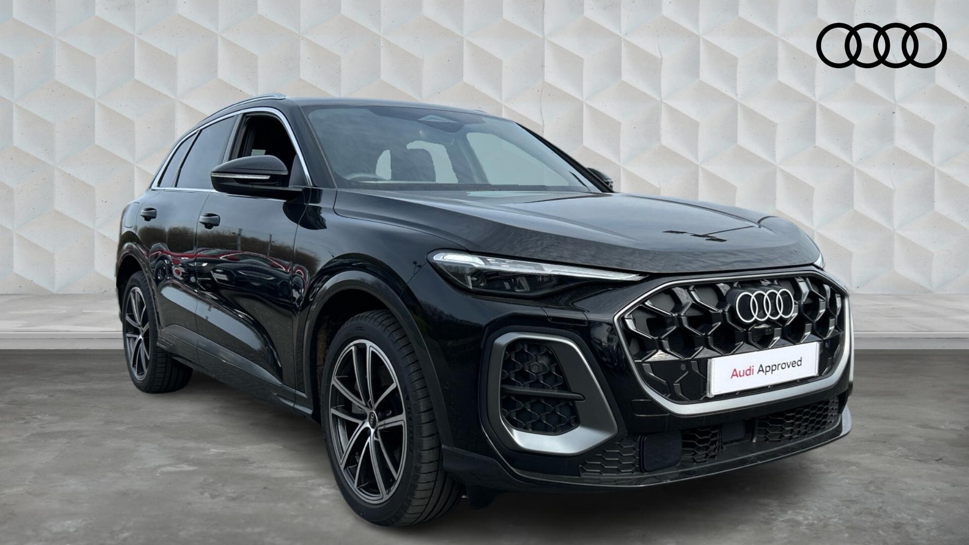 Main listing image - Audi Q5