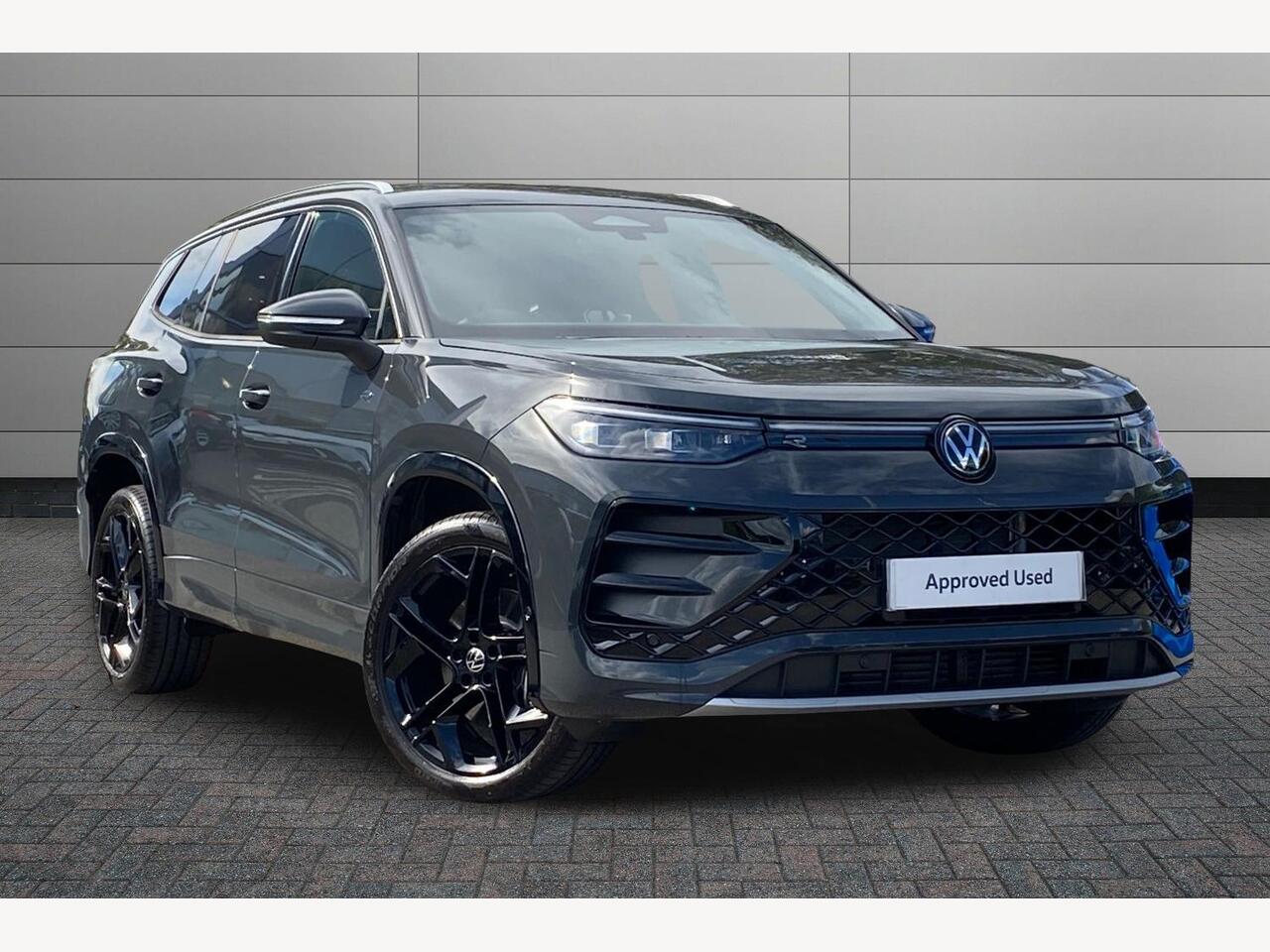 Main listing image - Volkswagen Tayron