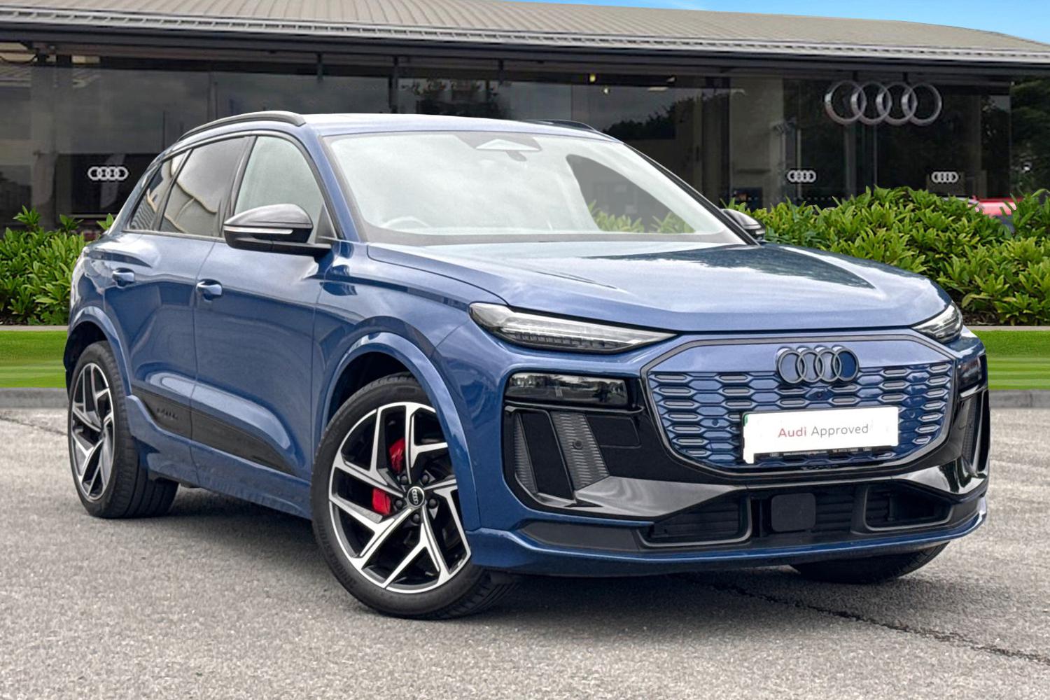 Main listing image - Audi Q6 e-tron