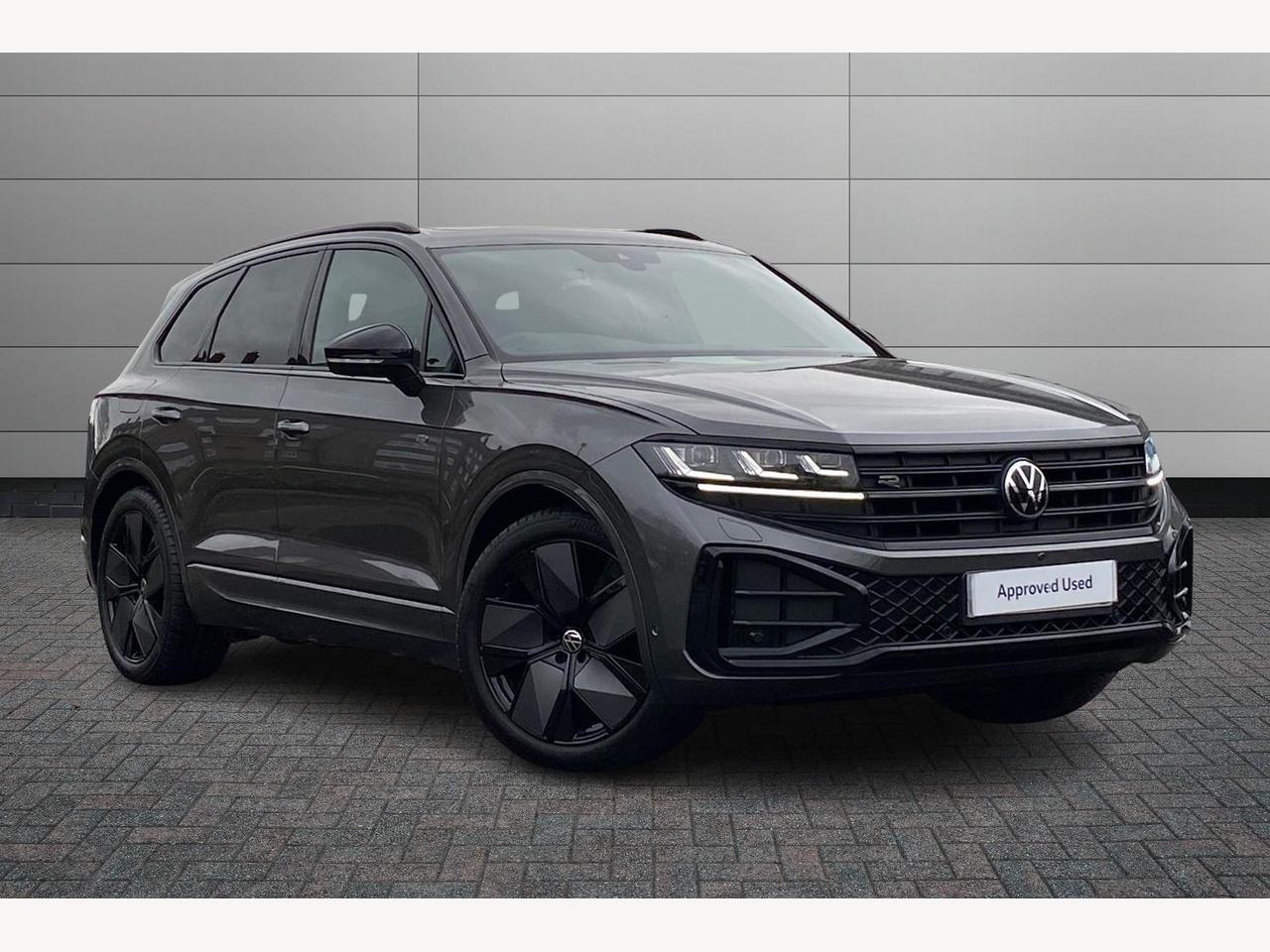 Main listing image - Volkswagen Touareg