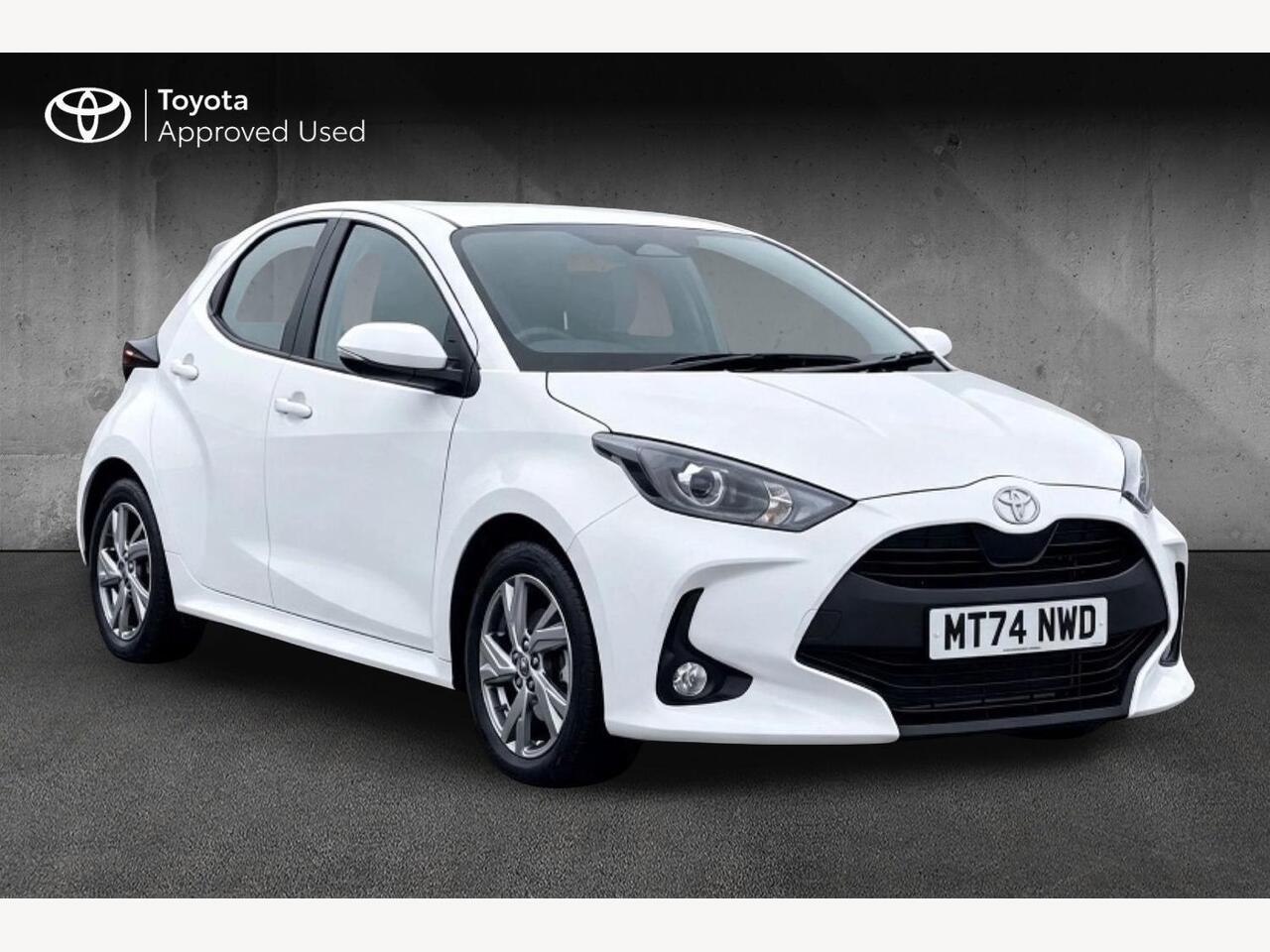 Main listing image - Toyota Yaris