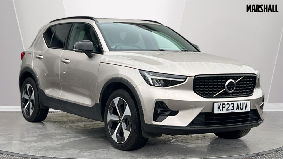 Main listing image - Volvo XC40